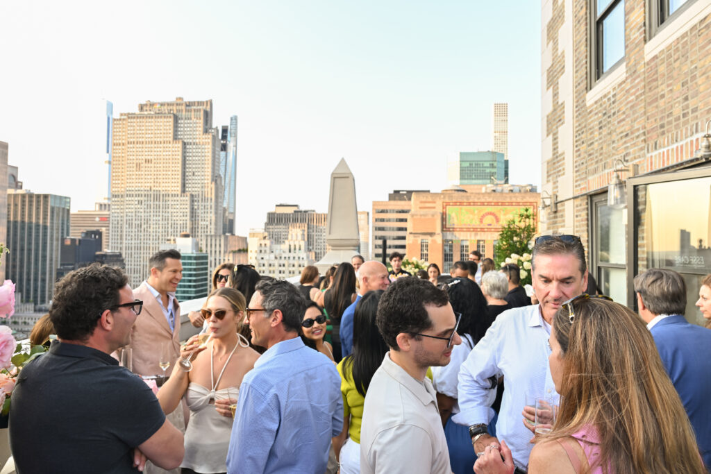 IM_ESSECare_InauguralSummerSoiree_19_EN_250618