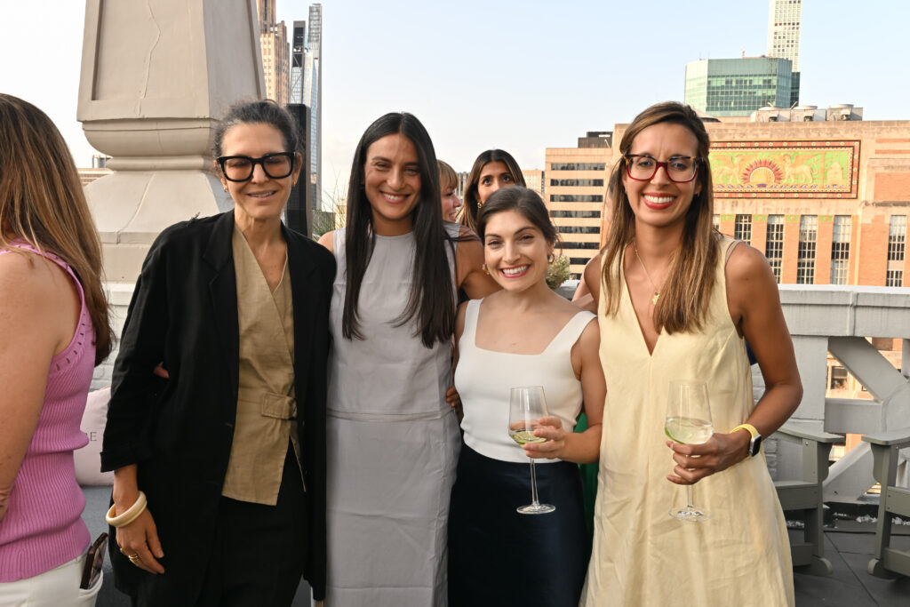 IM_ESSECare_InauguralSummerSoiree_41_EN_250618