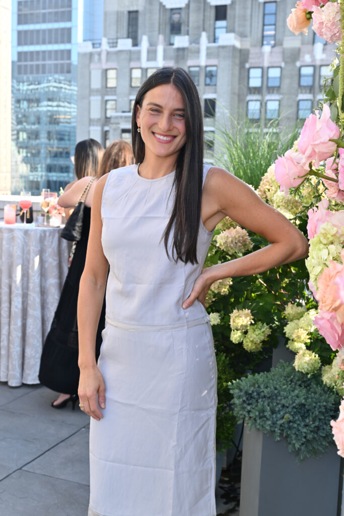 IM_ESSECare_InauguralSummerSoiree_4_EN_250618