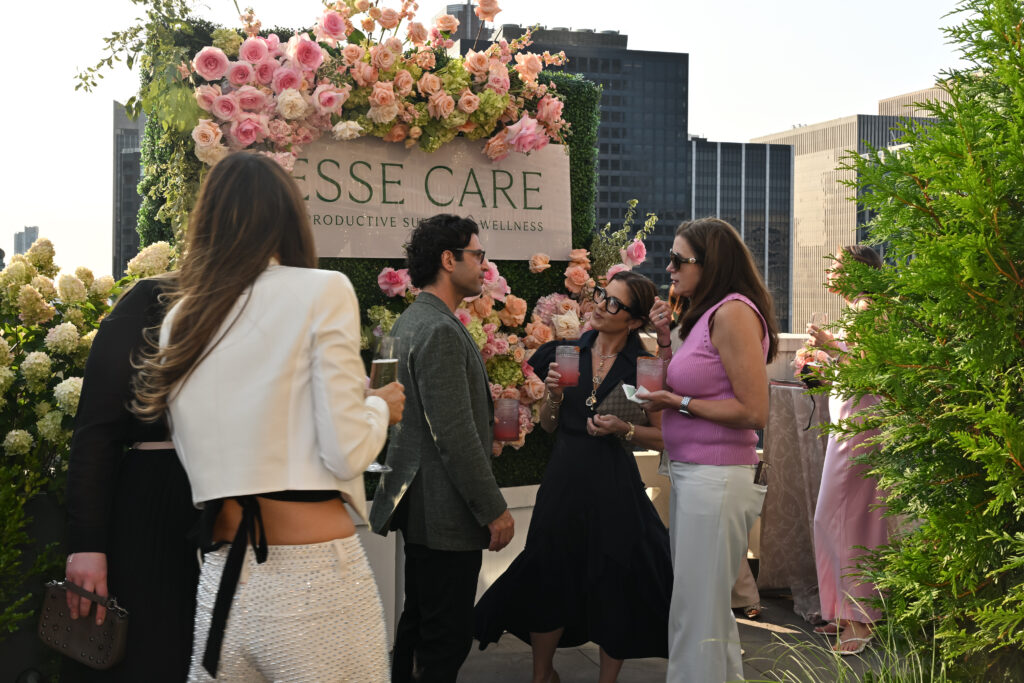 IM_ESSECare_InauguralSummerSoiree_70_EN_250618