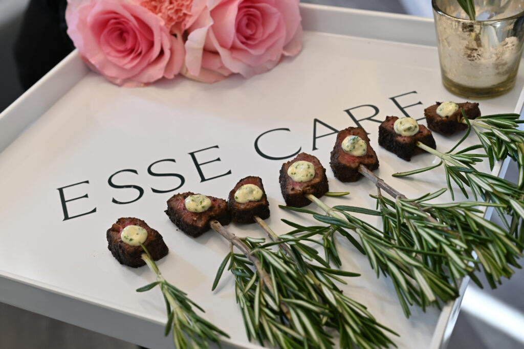 IM_ESSECare_InauguralSummerSoiree_71_EN_250618