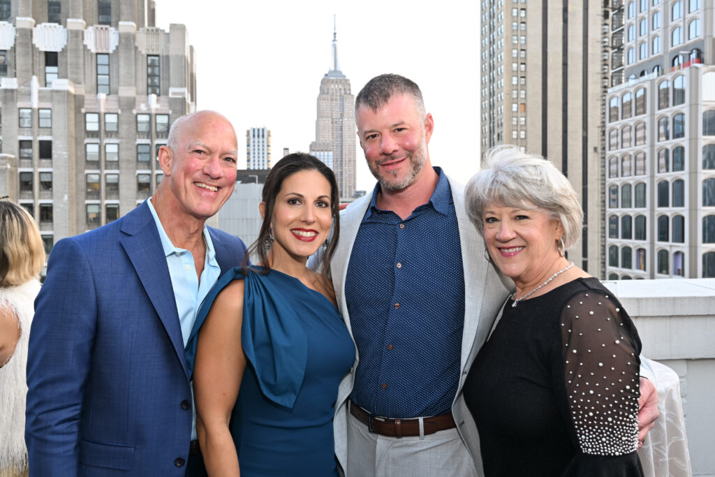 IM_ESSECare_InauguralSummerSoiree_89_EN_250618